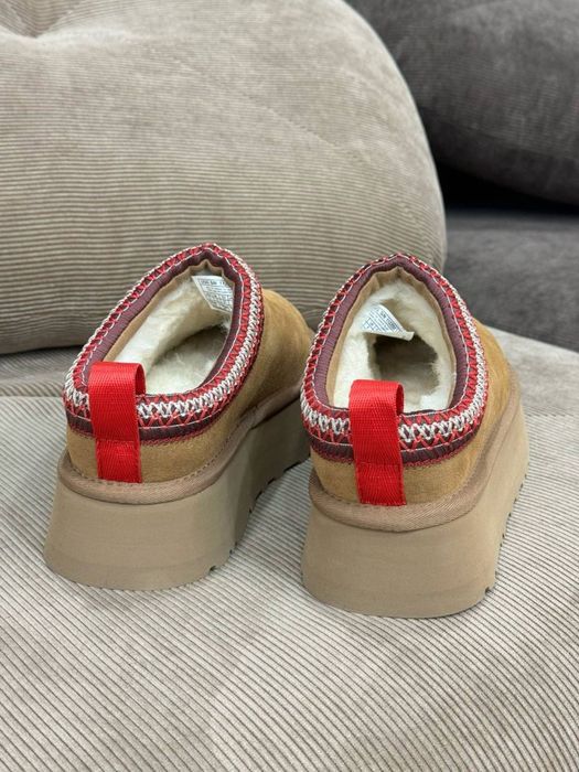 Жіночі угі  руді коричневі ugg tazz platform мюлі без задника