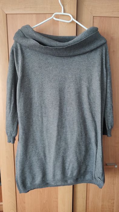 Sweter z luźnym golfem E-vie 48