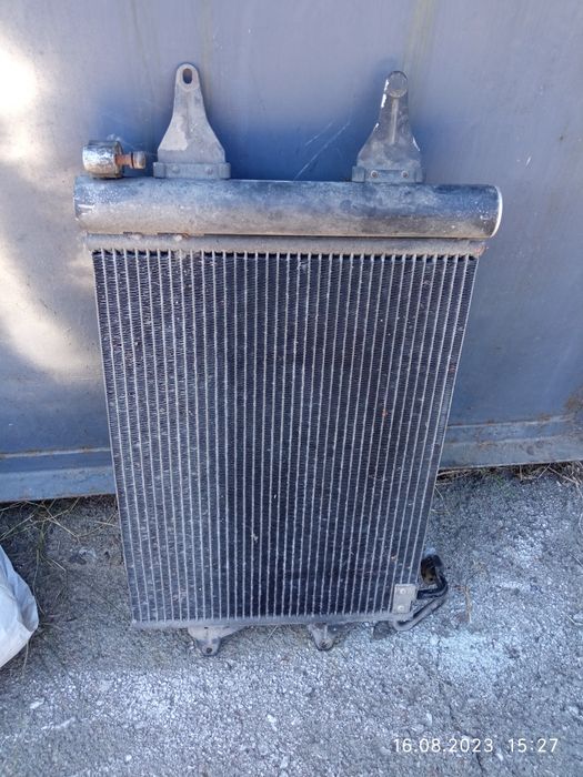 Продам радиатор Шкода