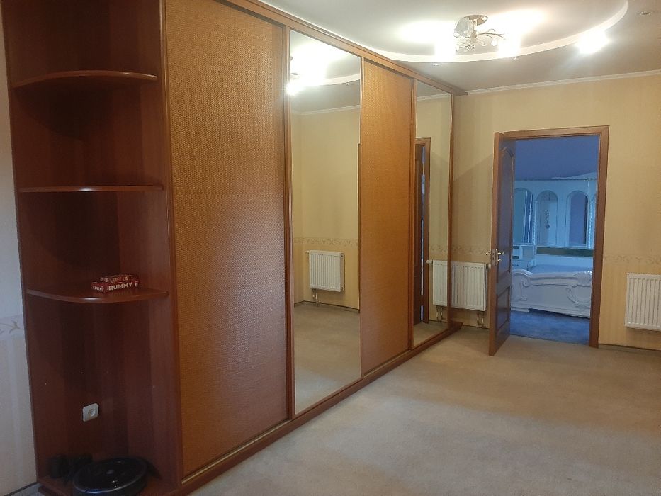 Оренда будинку під Києвом (з жовтня по квітень):соняч.панелі+камін+сауна+альтанка..)