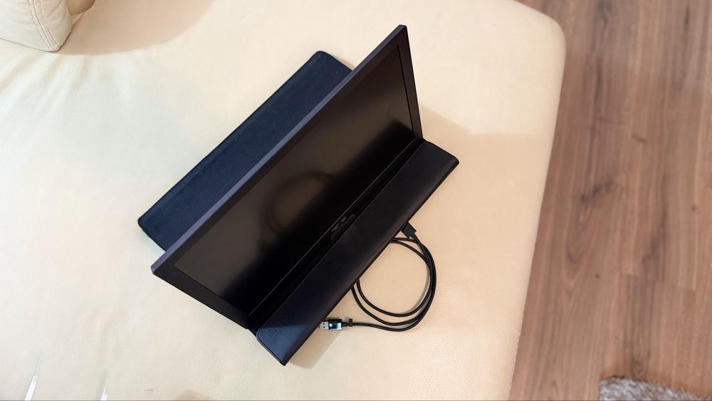 Monitor Portátil ASUS ZenScreen MB169B+ 15.6" Full HD (USB)– Como Novo
