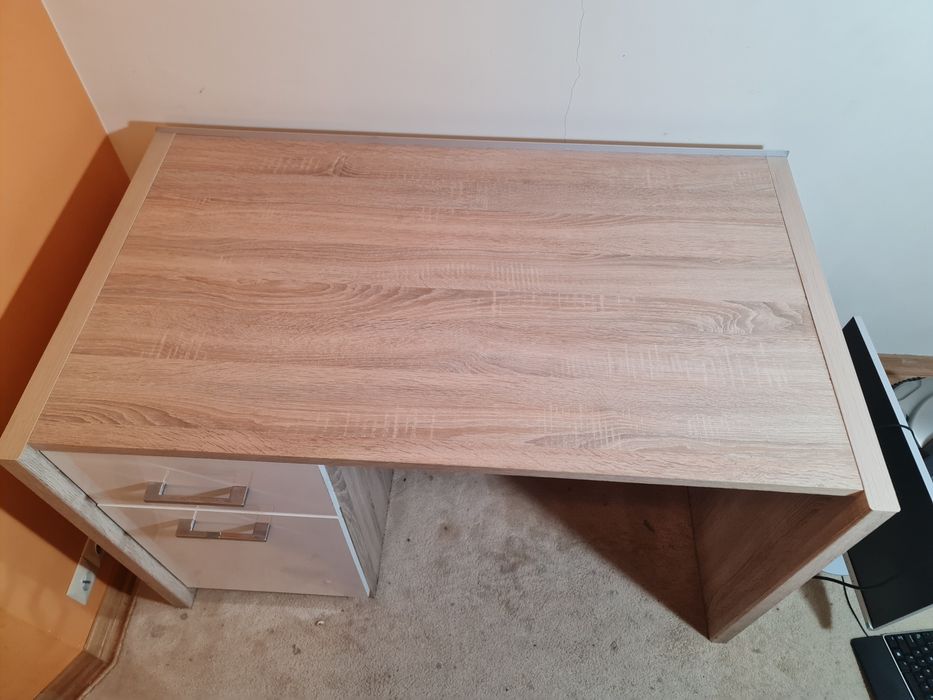 Biurko komputerowe do pokoju dziecka