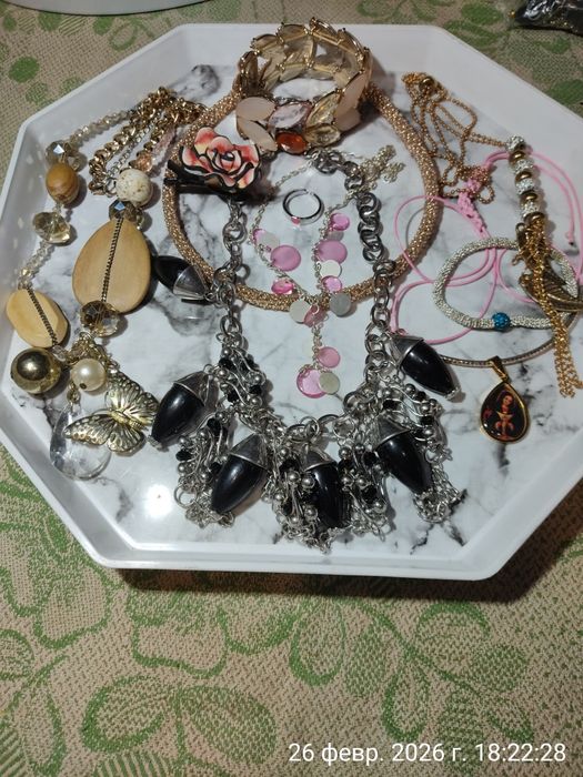 Біжутерія лотом по 10 шт в лотах