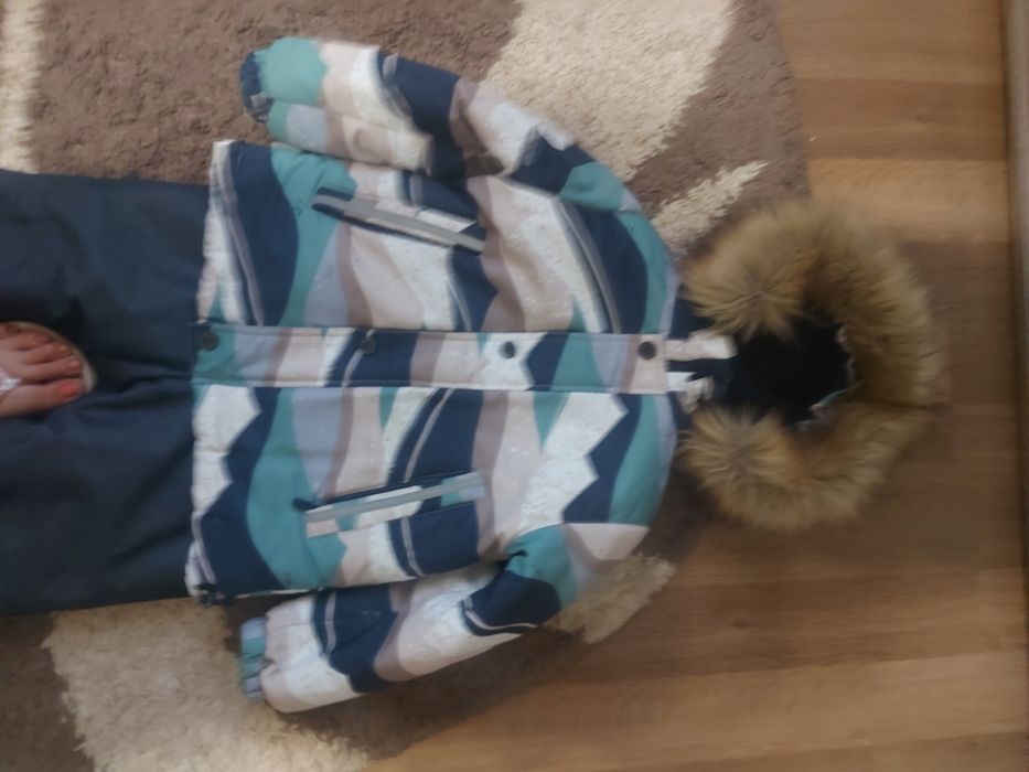 Зимовий комбінезон для хлопчика.