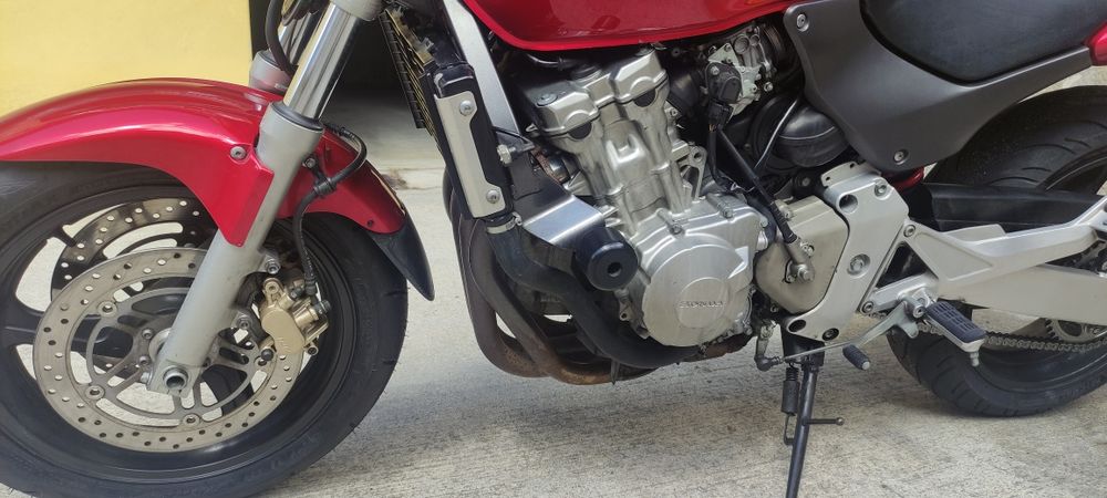 Honda Hornet 600 (1998) 69kw livrete
34.465 kms