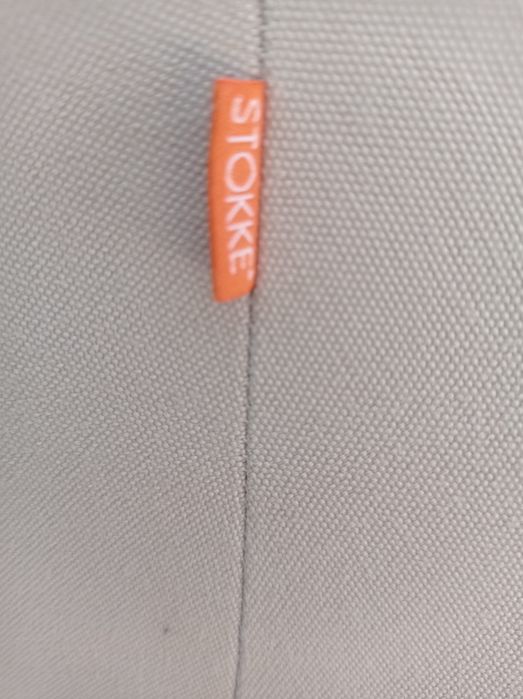 Berço espreguiçadeira de baloiço Stokke bounce n sleep