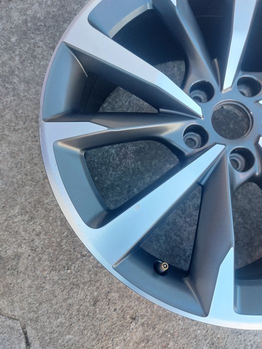 Fela aluminiowa seat Leon IV    5FA  5x112   ET46