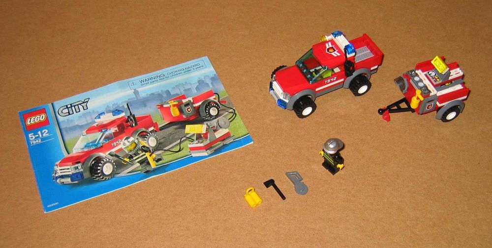 Lego Vintage - Hospital + Fire  ( Town - Classic Town - City )