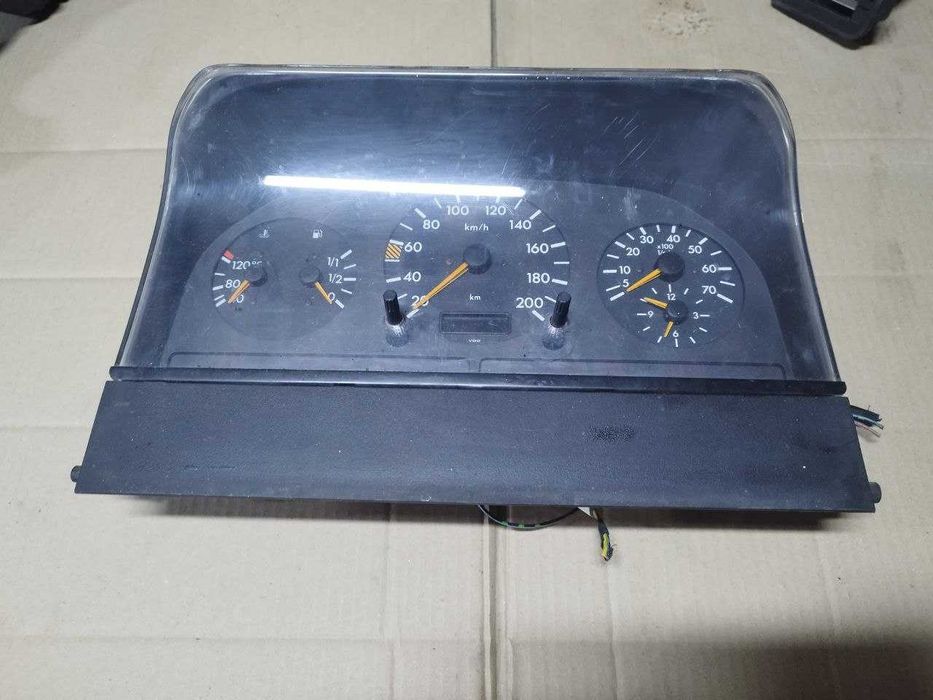 Панель приладів Mercedes Sprinter 901 / VW LT 35 з тахометром (38:11)