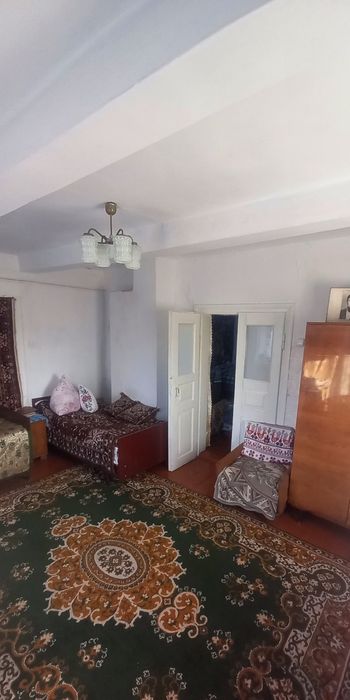 Продається хата .