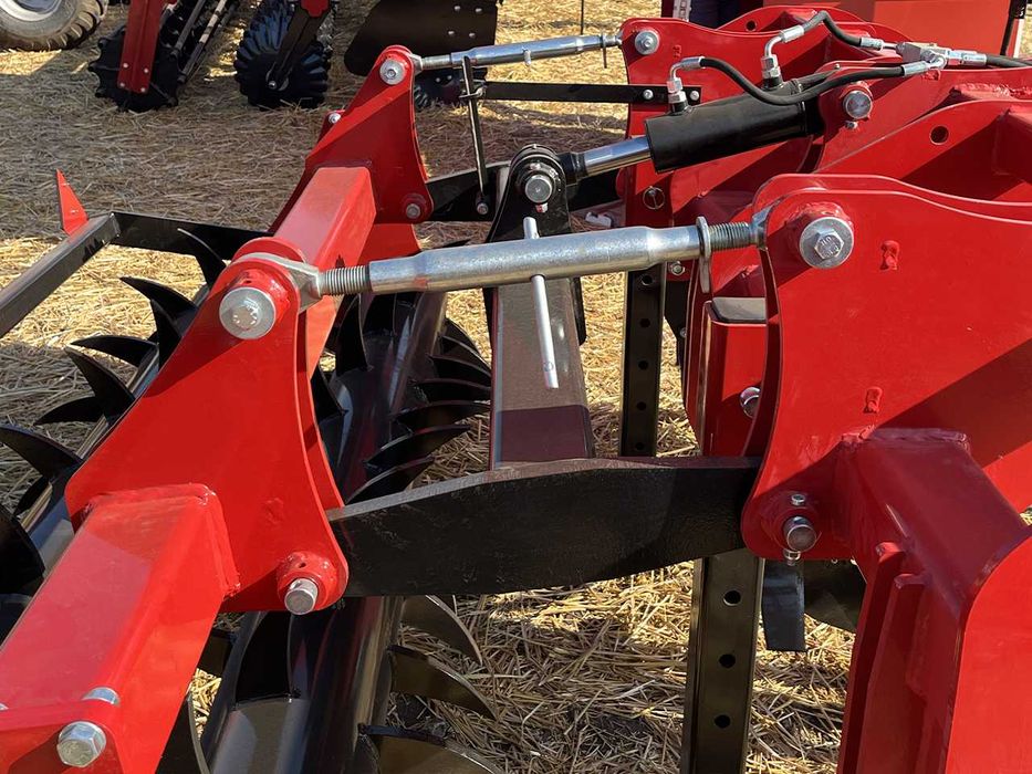 Глибокорозпушувач Dionis 5(2.5м)Гідравлічне регулювання Компенсація25%