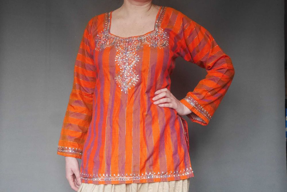 Туника индийская, сари