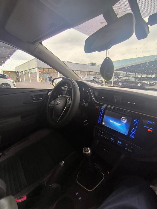 Toyota Auris 2015