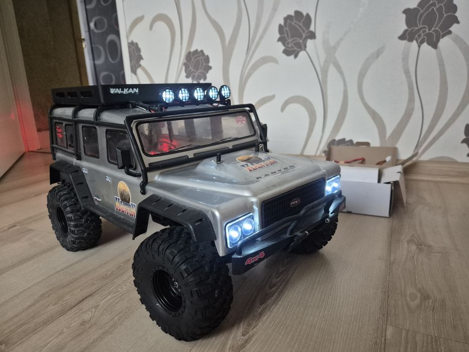 Zdalnie sterowany samochód rc Land Rover Defender 110 skali  1:10 XL