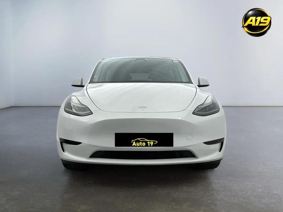 Tesla Model Y RWD
