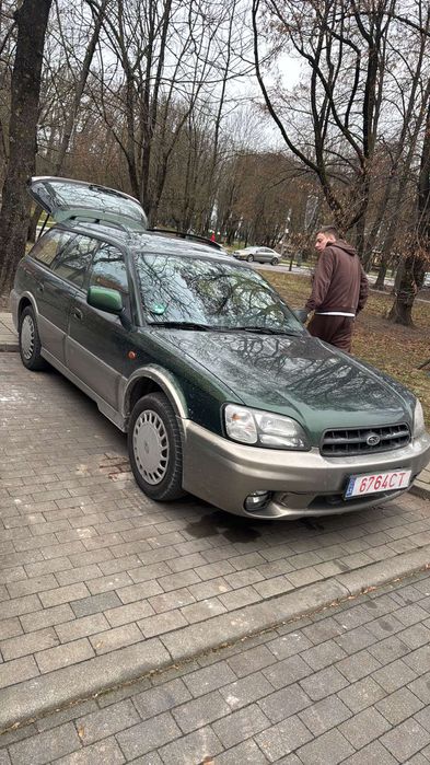 Субаро Легасі 2001