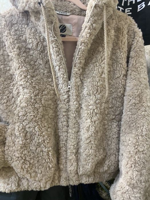 шубка пухнаста emass