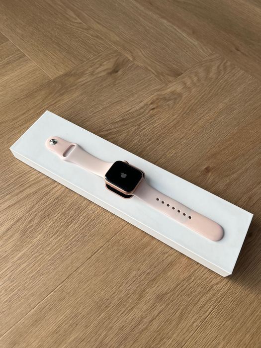 Idealny Apple Watch SE 40 mm GOLD!