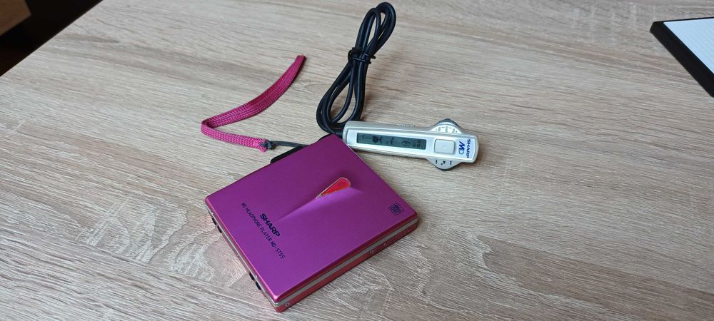 SHARP MD-ST55 MINIDISC odtwarzacz płyt md z wyświtlaczem