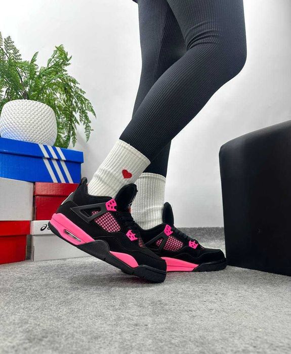 Жіночі Кросівки Nike Jordan 4 Black Pink, кроссовки Jordan