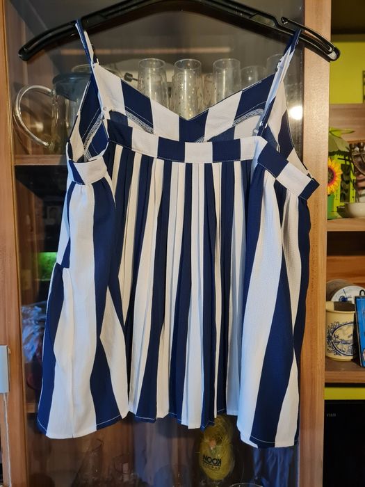 Bluzeczka na ramiączkach L