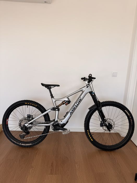 E-MTB DJI Amflow PL carbon (mullet)