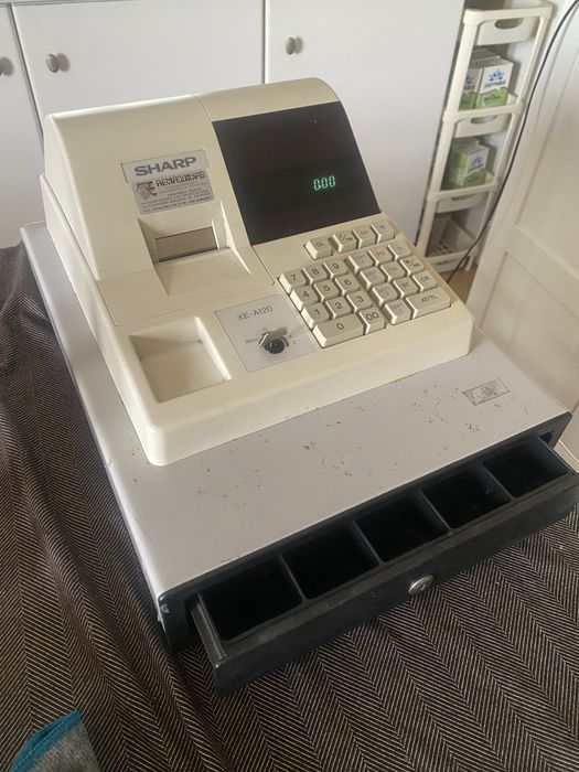 Máquina de calcular registadora SHARP XE-A120