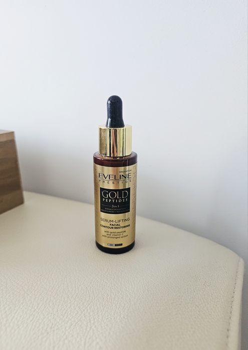 Nowe serum Eveline Gold Peptides