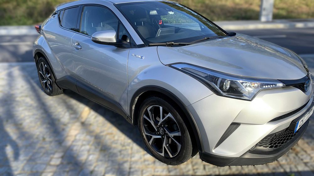 Toyota C-HR  2019 Hybrid