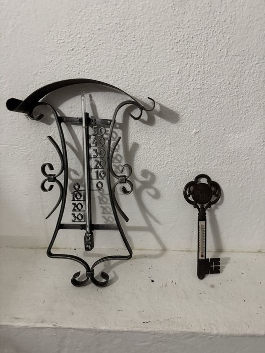 Conjunto de 2 Termómetros antigos em ferro