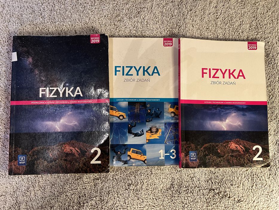 Podręcznik i zeszyt zadań z fizyki WSiP zakres rozszerzony liceum tech