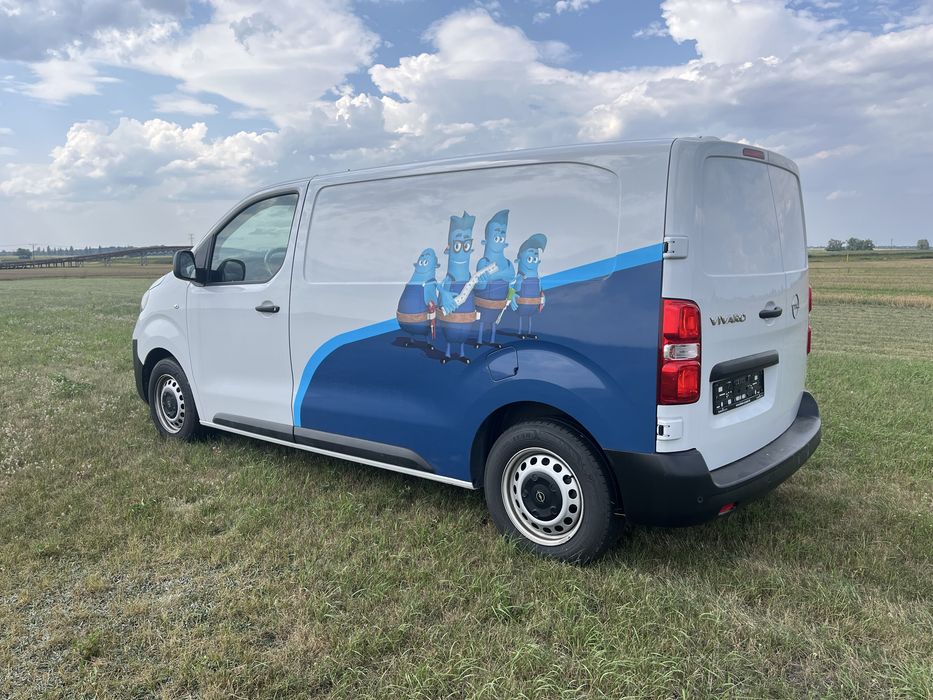 Opel Vivaro 1.5 z paką