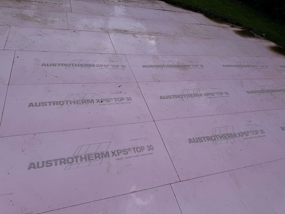 Styropian pod basen po likwidacji basenu
