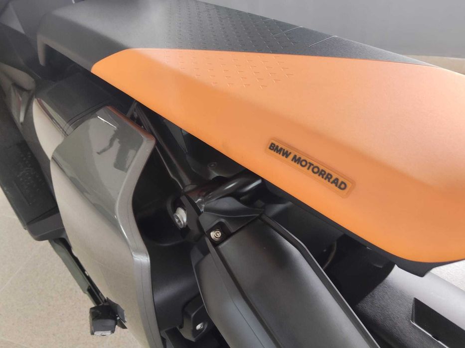 BMW CE04 2022 IVA Dedutível