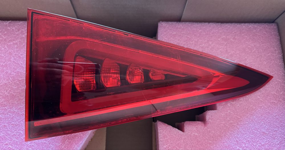 Mercedes GLE350de W167 LED tylna lampa prawa wewnętrzna ORYGINAŁ A1679069608