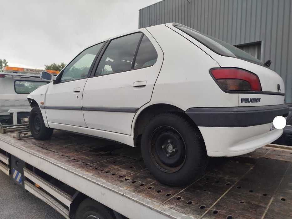 Para peças Peugeot 306 1.8D ano 1996