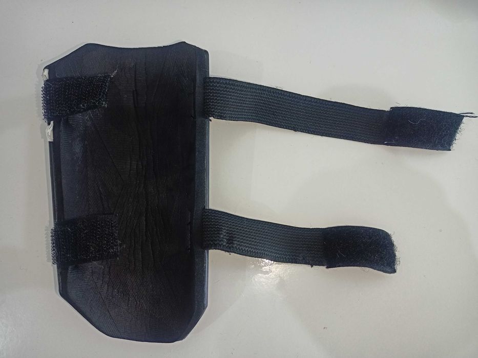 Caneleiras futebol 5 anos/ 110 cm