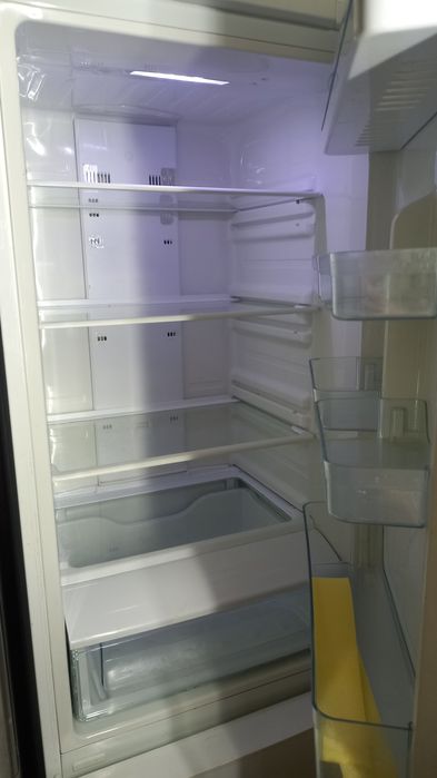 Холодильник сістема заморожування No Frost,гарантія,доставка!