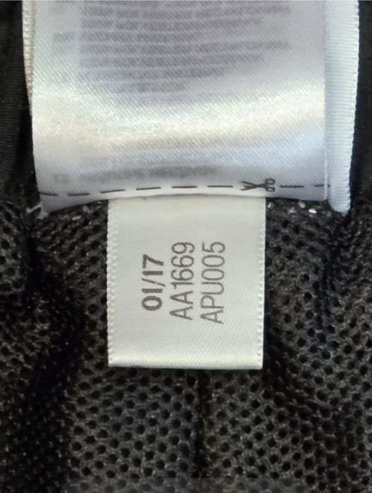Шорти Adidas essentials, розмір xl