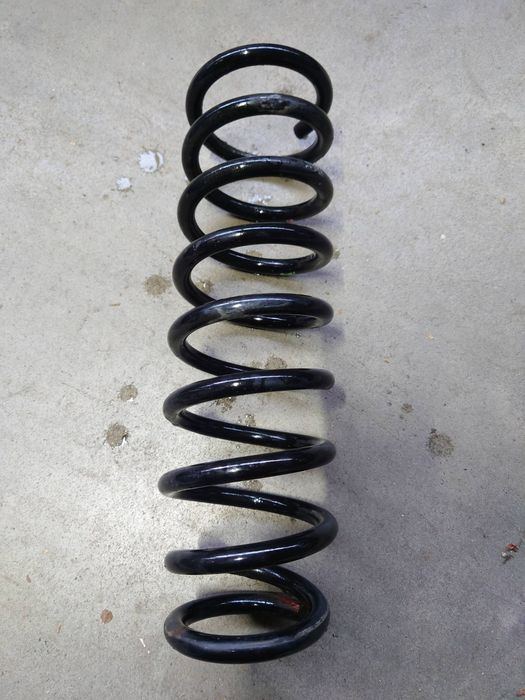 Пружина задней подвески Mitsubishi outlandar