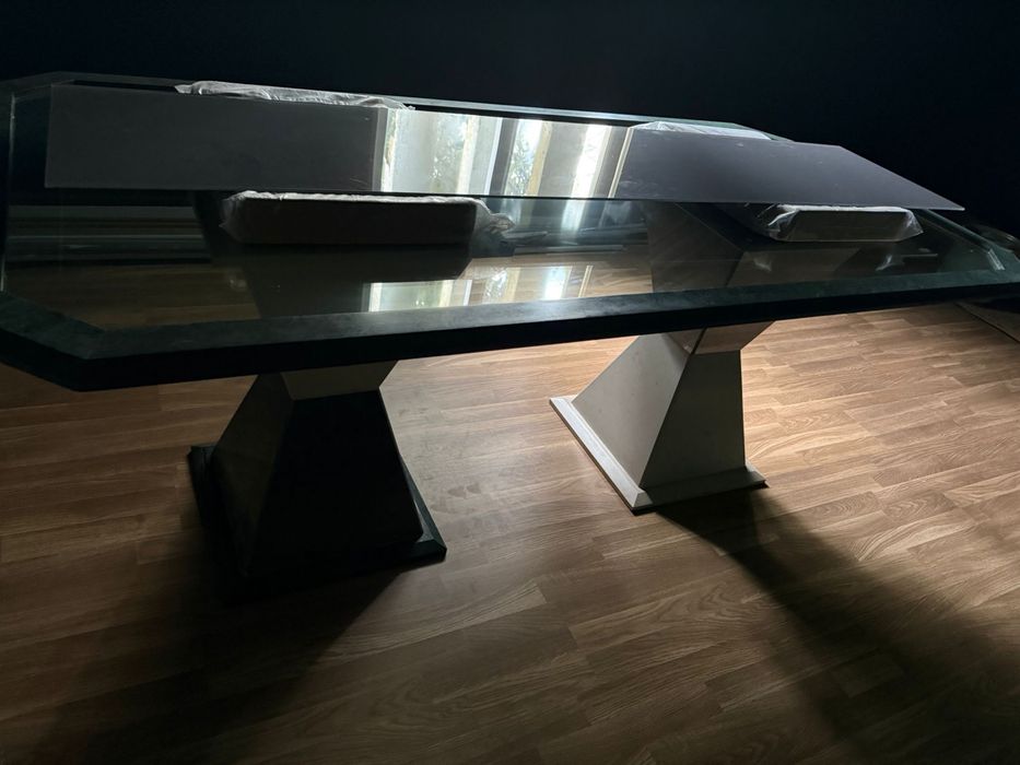 Mesa de mármore grande em otimo estado
