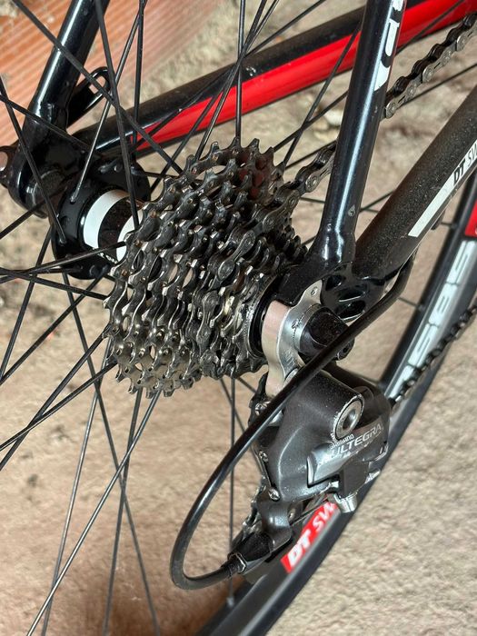Bicicleta de Estrada CUBE Agree GTC – Full Shimano Ultegra / Rodas DT Swiss