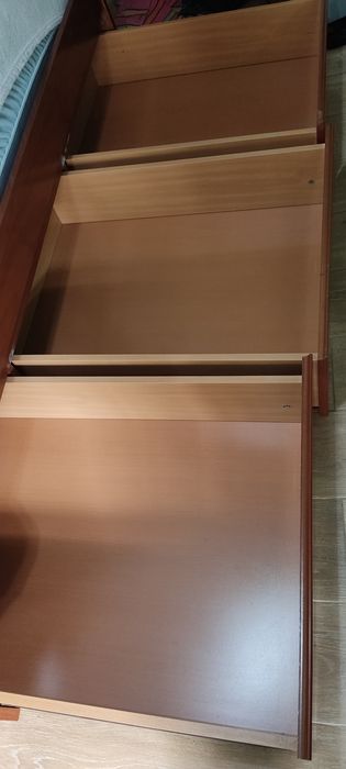 Cama de solteiro, com 3 gavetas