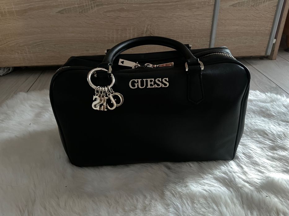 torba kuferek GUESS