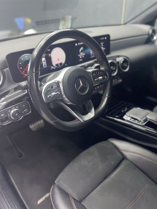 MERCEDES A 180D LIMOUSINE AMG