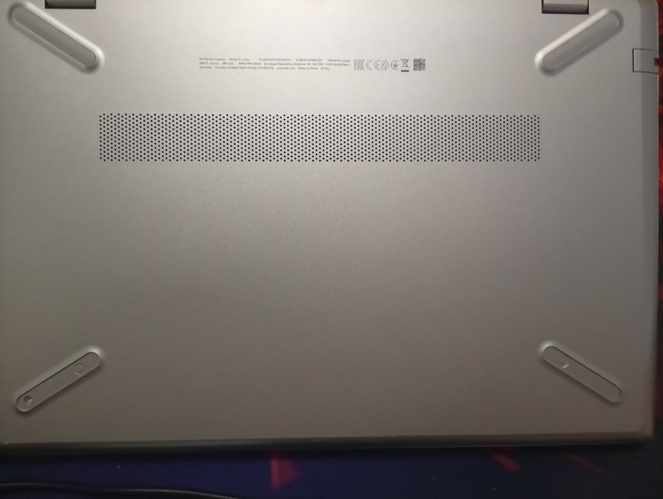 Ноутбук HP Pavilion 15 ( Intel i8-8265U / Nvidia MX130 )