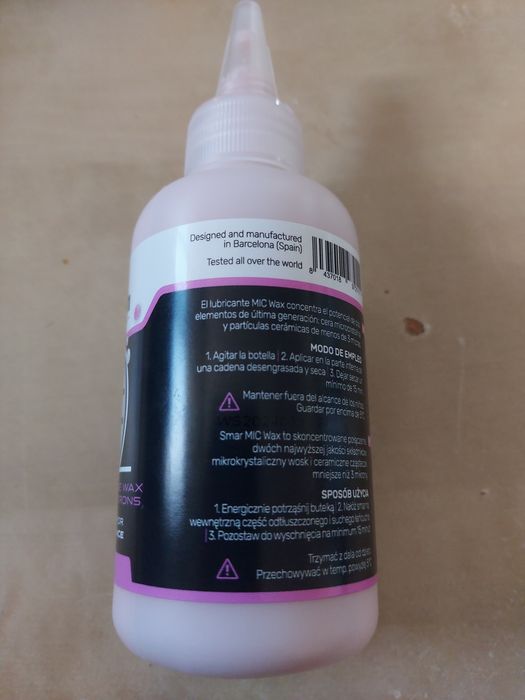 Ceramiczny smar do łańcucha Momum Mic Wax Lube czysty osprzęt rowerowy