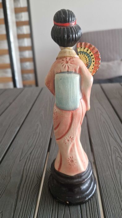 Estatueta vintage - boneca chinesa