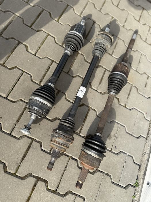 Полуось півісь шрус 4x4 1.6 2.2 2.0 Віто Вито Vito V-class EQV W447