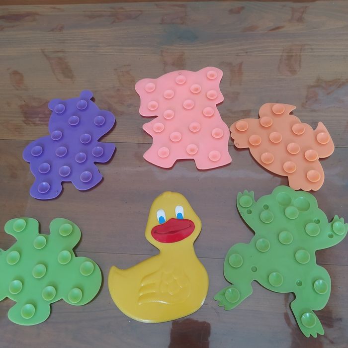 Іграшки для ванної